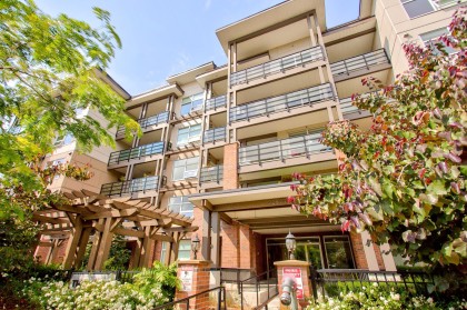Photo 3 at 401 - 22577 Royal Crescent, East Central, Maple Ridge
