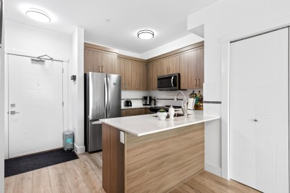 Photo 10 at 401 - 22577 Royal Crescent, East Central, Maple Ridge