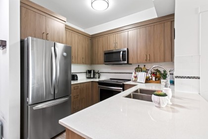 Photo 15 at 401 - 22577 Royal Crescent, East Central, Maple Ridge
