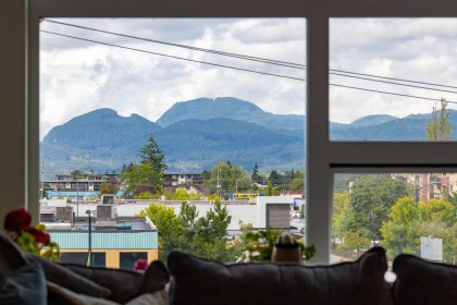Photo 29 at 401 - 22577 Royal Crescent, East Central, Maple Ridge