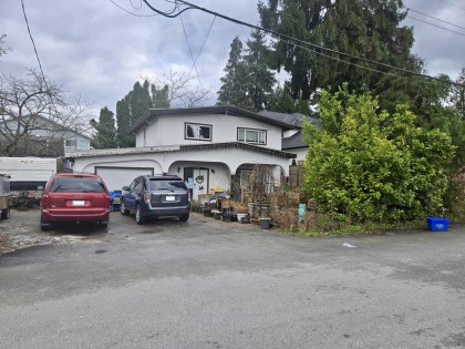 Photo 3 at 11980 Glenhurst Street, Cottonwood MR, Maple Ridge