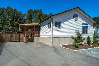 Photo 4 at 26 - 9960 Wilson Street, Stave Falls, Mission