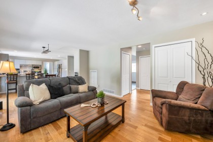 Photo 9 at 22765 126b Avenue, East Central, Maple Ridge