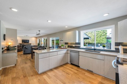 Photo 15 at 22765 126b Avenue, East Central, Maple Ridge