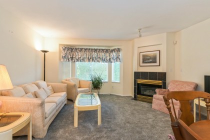 Photo 4 at 32 - 12268 189a Street, Central Meadows, Pitt Meadows