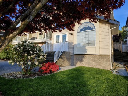 Photo 2 at 1252 Dewar Way, Citadel PQ, Port Coquitlam