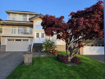 Photo 4 at 1252 Dewar Way, Citadel PQ, Port Coquitlam