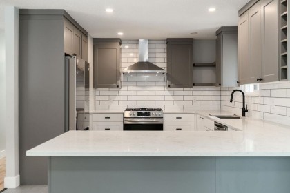 Photo 2 at 21139 Cook Avenue, Southwest Maple Ridge, Maple Ridge