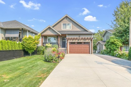 Photo 1 at 8506 Lakeview Road, Hatzic, Mission