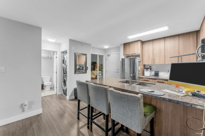 Photo 2 at 409 - 12075 Edge Street, East Central, Maple Ridge