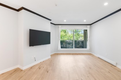 Photo 13 at 207 - 11595 Fraser Street, East Central, Maple Ridge