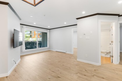 Photo 12 at 207 - 11595 Fraser Street, East Central, Maple Ridge