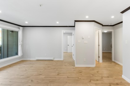 Photo 8 at 207 - 11595 Fraser Street, East Central, Maple Ridge