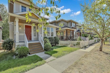 Photo 2 at 24388 101a Avenue, Albion, Maple Ridge