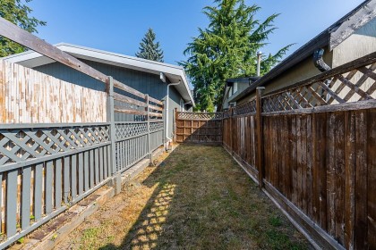 Photo 31 at 22928 117 Avenue, East Central, Maple Ridge