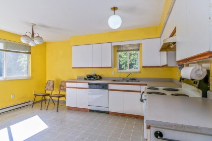 Photo 9 at 25742 116 Avenue, Websters Corners, Maple Ridge