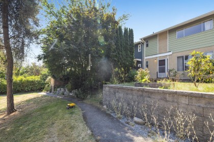 Photo 3 at 1310 Tina Way, Mary Hill, Port Coquitlam