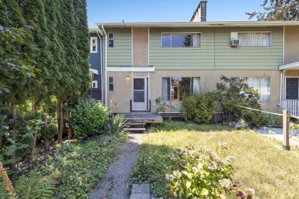 Photo 1 at 1310 Tina Way, Mary Hill, Port Coquitlam