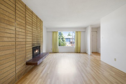 Photo 8 at 1310 Tina Way, Mary Hill, Port Coquitlam