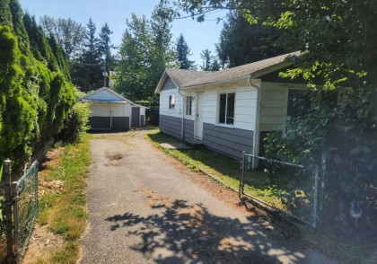 Photo 1 at 10330 Cooper Road, Dewdney Deroche, Mission