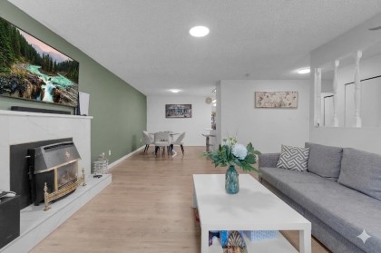 Photo 4 at 12110 Greenwell Street, East Central, Maple Ridge
