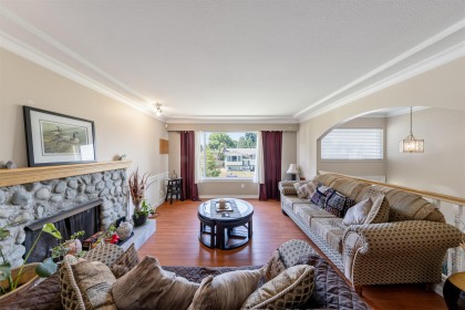 Photo 6 at 11914 212 Street, Southwest Maple Ridge, Maple Ridge