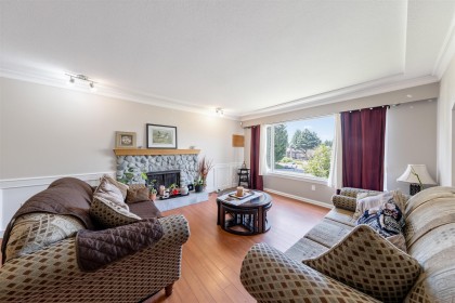 Photo 4 at 11914 212 Street, Southwest Maple Ridge, Maple Ridge