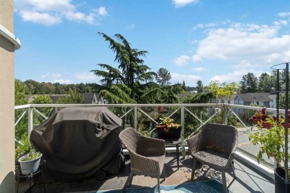 Photo 32 at 422 - 2551 Parkview Lane, Central Pt Coquitlam, Port Coquitlam