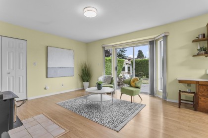 Photo 10 at 23439 Nightingale Avenue, Cottonwood MR, Maple Ridge