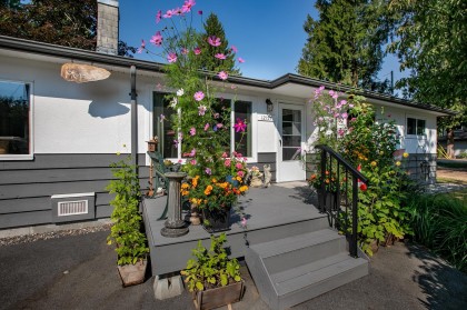 Photo 3 at 12157 250 Street, Websters Corners, Maple Ridge