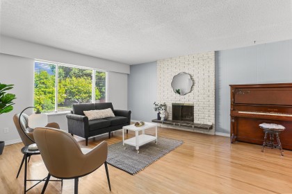 Photo 3 at 11663 Morris Street, West Central, Maple Ridge