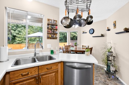 Photo 14 at 33 - 22900 126 Avenue, East Central, Maple Ridge