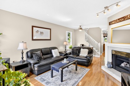 Photo 4 at 33 - 22900 126 Avenue, East Central, Maple Ridge