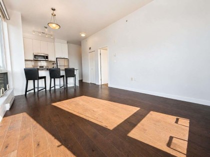 Photo 6 at 403 - 20331 Dewdney Trunk Road, Northwest Maple Ridge, Maple Ridge
