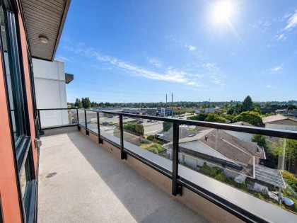 Photo 10 at 403 - 20331 Dewdney Trunk Road, Northwest Maple Ridge, Maple Ridge