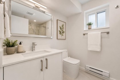 Photo 13 at 12475 208 Street, Northwest Maple Ridge, Maple Ridge