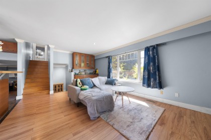Photo 5 at 1857 Warwick Avenue, Lower Mary Hill, Port Coquitlam