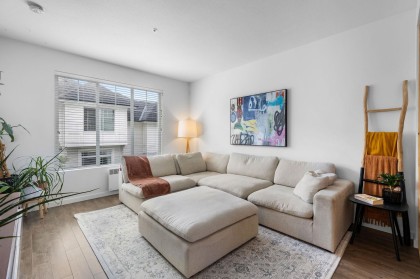 Photo 6 at 11 - 11272 240 Street, Cottonwood MR, Maple Ridge