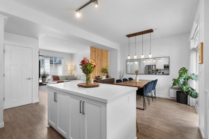 Photo 18 at 11 - 11272 240 Street, Cottonwood MR, Maple Ridge