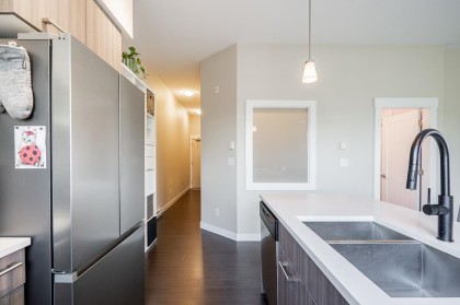 Photo 9 at 405 - 2214 Kelly Avenue, Central Pt Coquitlam, Port Coquitlam