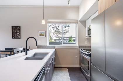 Photo 8 at 405 - 2214 Kelly Avenue, Central Pt Coquitlam, Port Coquitlam