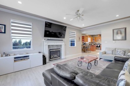 Photo 11 at 33834 Grewall Crescent, Mission BC, Mission