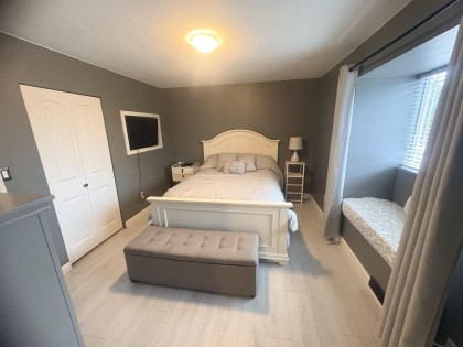 Photo 16 at 23017 122a Avenue, East Central, Maple Ridge