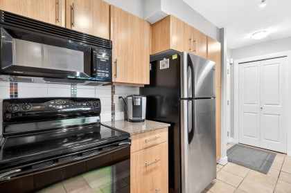 Photo 6 at 301 - 12020 207a Street, Northwest Maple Ridge, Maple Ridge