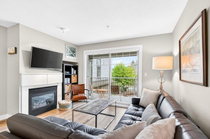 Photo 13 at 301 - 12020 207a Street, Northwest Maple Ridge, Maple Ridge