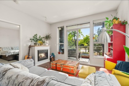 Photo 3 at 207 - 2477 Kelly Avenue, Central Pt Coquitlam, Port Coquitlam