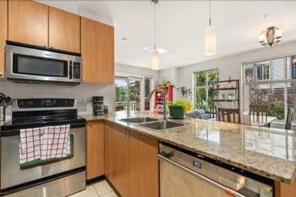 Photo 8 at 207 - 2477 Kelly Avenue, Central Pt Coquitlam, Port Coquitlam