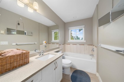 Photo 5 at 2 - 11282 Cottonwood Drive, Cottonwood MR, Maple Ridge