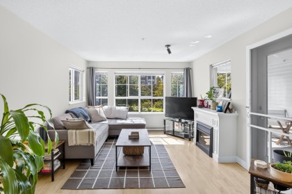 Photo 13 at 234 - 19673 Meadow Gardens Way, North Meadows PI, Pitt Meadows