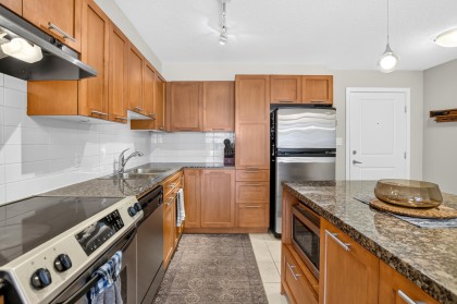 Photo 5 at 234 - 19673 Meadow Gardens Way, North Meadows PI, Pitt Meadows
